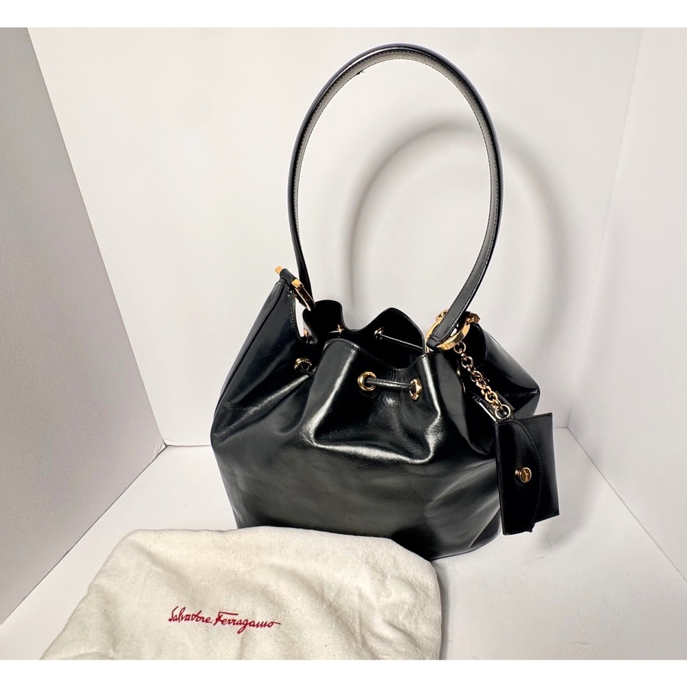 Salvatore Ferragamo Black Leather Bucket Bag Drawstring Gold Hardware DX-217658